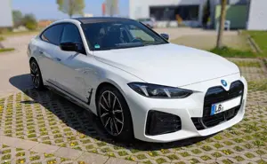 BMW i4 M50 BMW-Garantie HUD 360 ACC DrivAss-Prof ParkPlus Bild 5