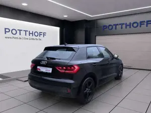 Audi A1 25 TFSI LED SITZHZG PDC KLIMA Bild 5