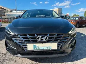 Hyundai i30 Trend --Automatik-- Bild 2