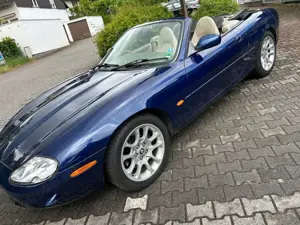 Jaguar XK8