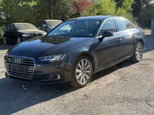 Audi A4 Lim. quattro design*Leder*Navi*HUD*