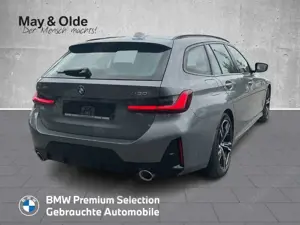 BMW 330 Bild 3