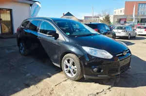 Ford Focus Turnier Champions Edition+NAVI+PDC