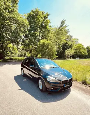 BMW 218