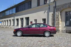 BMW 320 Bild 3