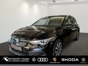 Volkswagen Golf VIII 1.5 TSI Life Active LEDPlus Navi Stand