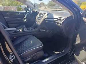 Ford Mondeo Mondeo Turnier 2.0 EcoBlue Allrad Aut. VIGNALE