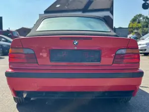 BMW 320 Bild 4
