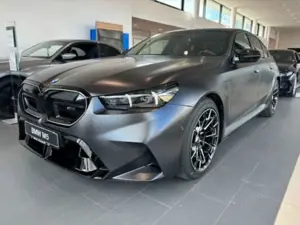 BMW M5 Limousine