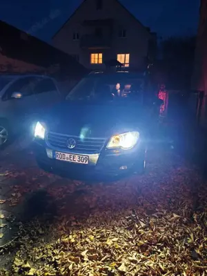 Volkswagen Touran Bild 3