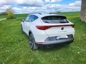 CUPRA Formentor Formentor 1.5 TSI DSG AHKschwb el Hkl Garantie04/28 Alu245R18 Bild 2