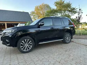 Toyota Land Cruiser Land Cruiser Diesel  5-Türer 2.8 D-4D Automatik TEC-Edition