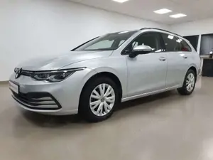 Volkswagen Golf VIII Variant Life eTSI
