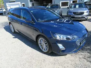 Ford Focus Turnier 2.0 TITANIUM Bild 3