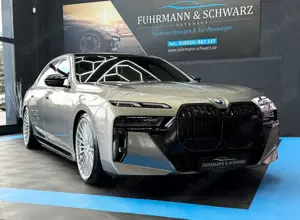 BMW 760 e xDrive Innov.Pak+22Zoll+Sitzbelüft+BoWilk