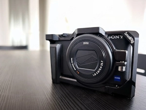 Digicam Sony ZV 1 im SmallRig Cage   gepflegter Top Zustand