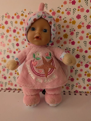 Baby Born mit Flügel 