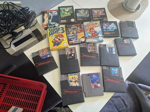 NES Nintendo und 17 Games
