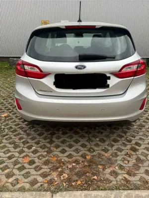 Ford Fiesta Cool  Connect Bild 3