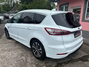 Ford S-Max S-MAX Titanium Bild 4