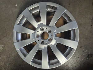 Original MB GLK X 204 Aulufelgen für Mischbereifung 19" Vorne 2x 7,5"ET47 Hinten2x 8,5"ET52 Bild 6