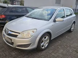 Opel Astra 4/5 Türen Tempomat Klimaanlage