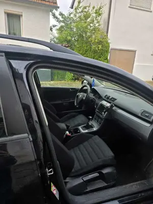 Volkswagen Passat Variant 2.0 TDI DPF Individual Chrom Bild 5