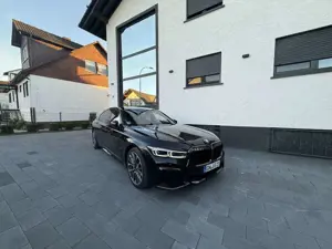 BMW 745