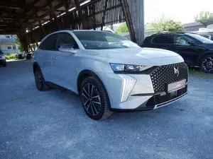 DS Automobiles DS 7 Crossback E-Tense Opera 4x4 ACC LED PANO Bild 2