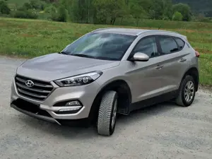 Hyundai TUCSON Tucson blue 1.6 GDi 2WD Trend