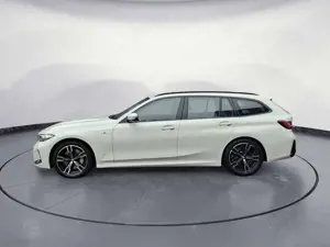 BMW 330 d xDrive Touring Aut. M Sportpaket Hifi ACC P Bild 3