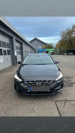 Hyundai i30 1.0 T-GDI DCT Connect  Go