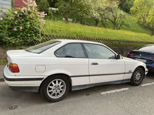 BMW 318 318is