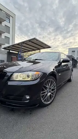 BMW 320 320d xDrive DPF Edition Lifestyle