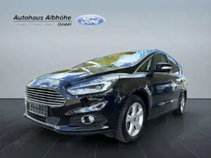 Ford S-Max Titanium