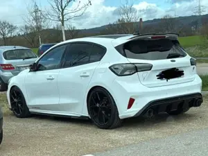 Ford Focus Focus Fließheck 2.3 EcoBoost S