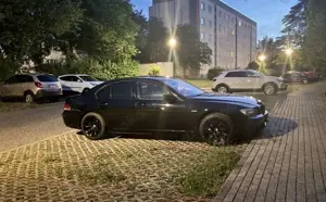 BMW 750