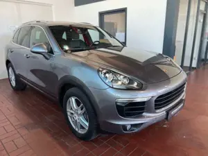 Porsche Cayenne 3.0TDI V6/PDLS/Kamera/Pano/Standheizung