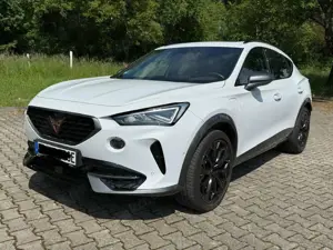 CUPRA Formentor TOP CUPRA Formentor VZ 1.4 e-Hybrid DSG, Garantie, LED, Navi, AHK, Panoramadach, Key
