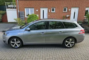 Peugeot 308 SW BlueHDi 120 Allure Pano SHZ 8×Alu Bild 2