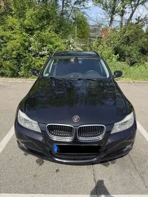 BMW 318 318d DPF Touring Aut.