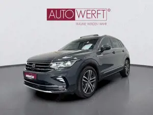 Volkswagen Tiguan 4M DSG ELEGANCE MATRIX PANO AHK KAM NAVI 19Z