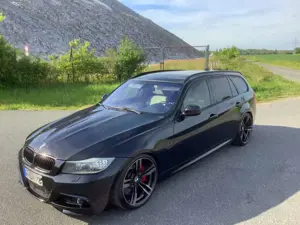 BMW 330 Bild 5