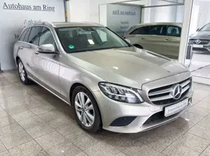 Mercedes-Benz C 200 T Avantgarde 55.000 km Navi Kamera LED !!
