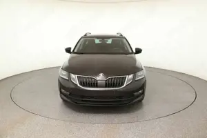 Skoda Octavia Octavia 1.4 TSI Drive LED+NAVI+SHZ+PDC+TEMP+ Navi Bild 2