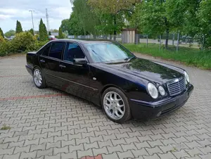Mercedes-Benz E 55 AMG BRABUS 3.8 4Matic bj.1998 Scheckheft TUV NEU Youngtimer