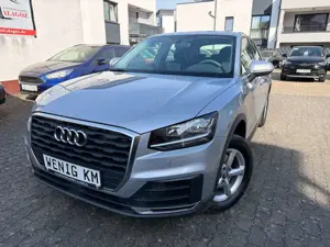 Audi Q2 30 TFSI KLIMA PDC SHZ TEMPOMAT 6-GANG Euro6