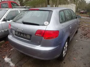 Audi A3 A3 Sportback 1.6 FSI Sportback Ambiente Bild 3