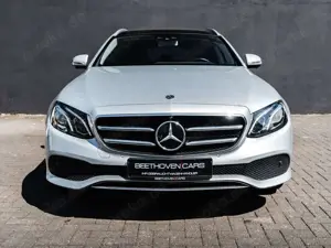 Mercedes-Benz E 220 d 4Matic PANORAMADACH AHK LED ALLRAD Bild 2