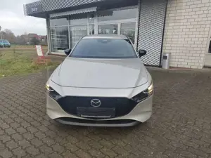 Mazda 3 2.5L e-SKYACTIV G 140ps Nagisa